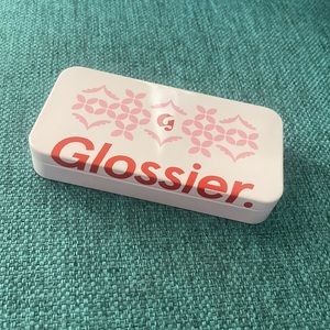 Glossier special edition Touch Up kit tin